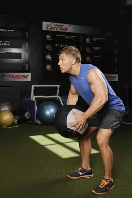 Animation of Catch and Overhead Throw