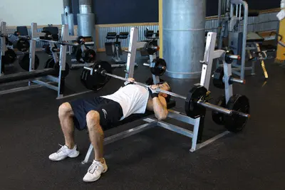 Animation of Close-Grip Barbell Bench Press