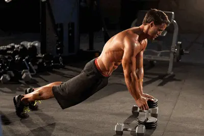 Animation of Close-Grip Push-Up off of a Dumbbell