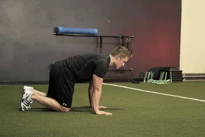 Animation of Hip Circles (prone)