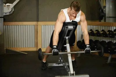 Animation of Incline Bench Pull