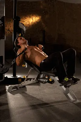 Animation of Incline Cable Chest Press