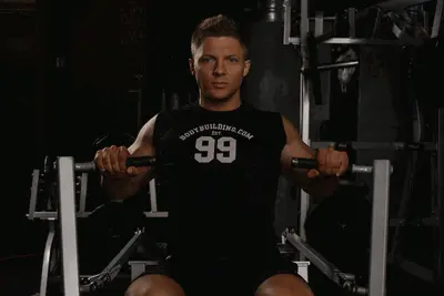 Animation of Leverage Chest Press