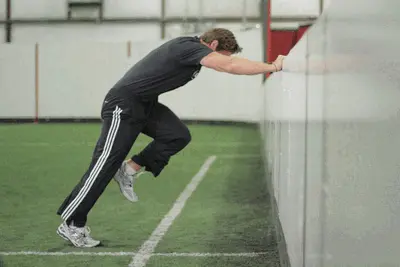 Animation of Linear Acceleration Wall Drill