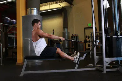 Animation of Low Pulley Row To Neck