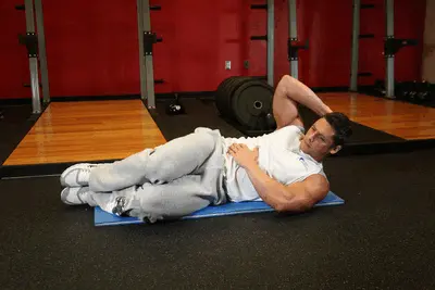 Animation of Oblique Crunches - On The Floor