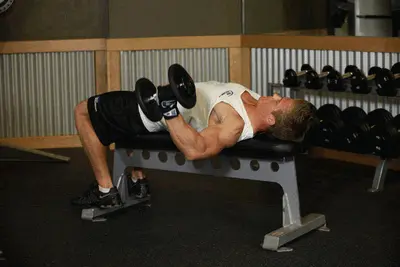Animation of One-Arm Flat Bench Dumbbell Flye