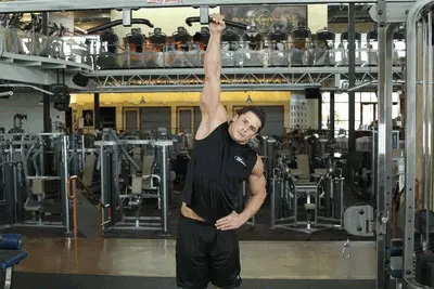 Animation of One Handed Hang